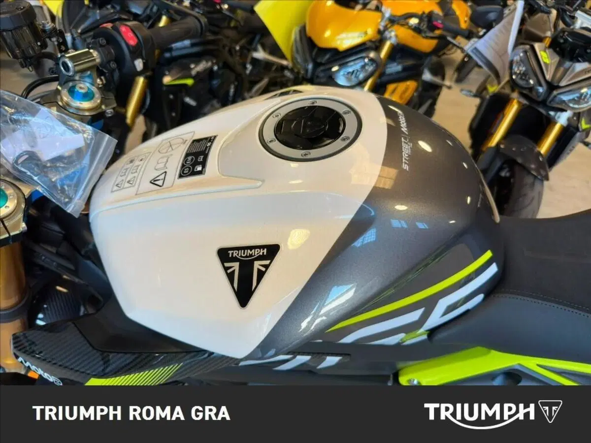 Triumph Street Triple 765 Moto2 (2026) (21)