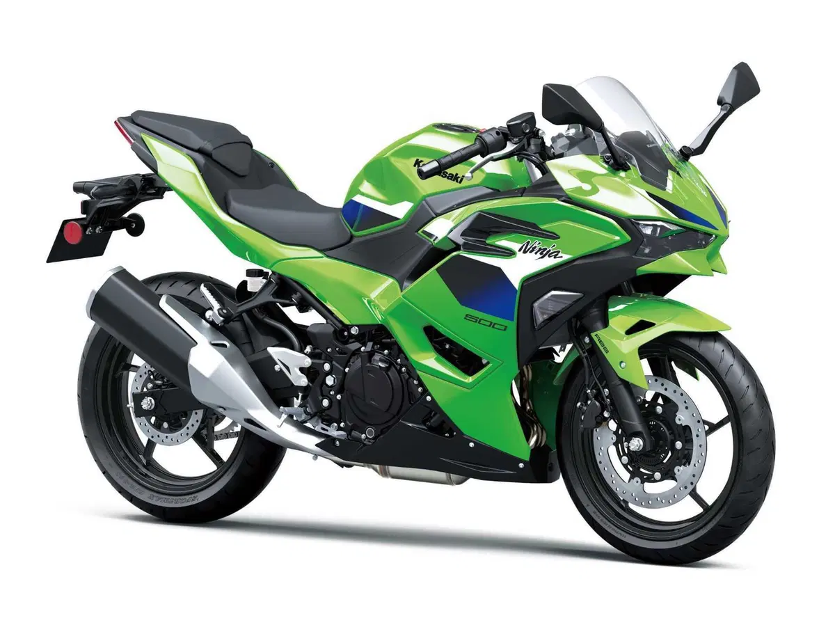 Kawasaki rifà il look per il 2027: tutte le nuove colorazioni [GALLERY] (19)