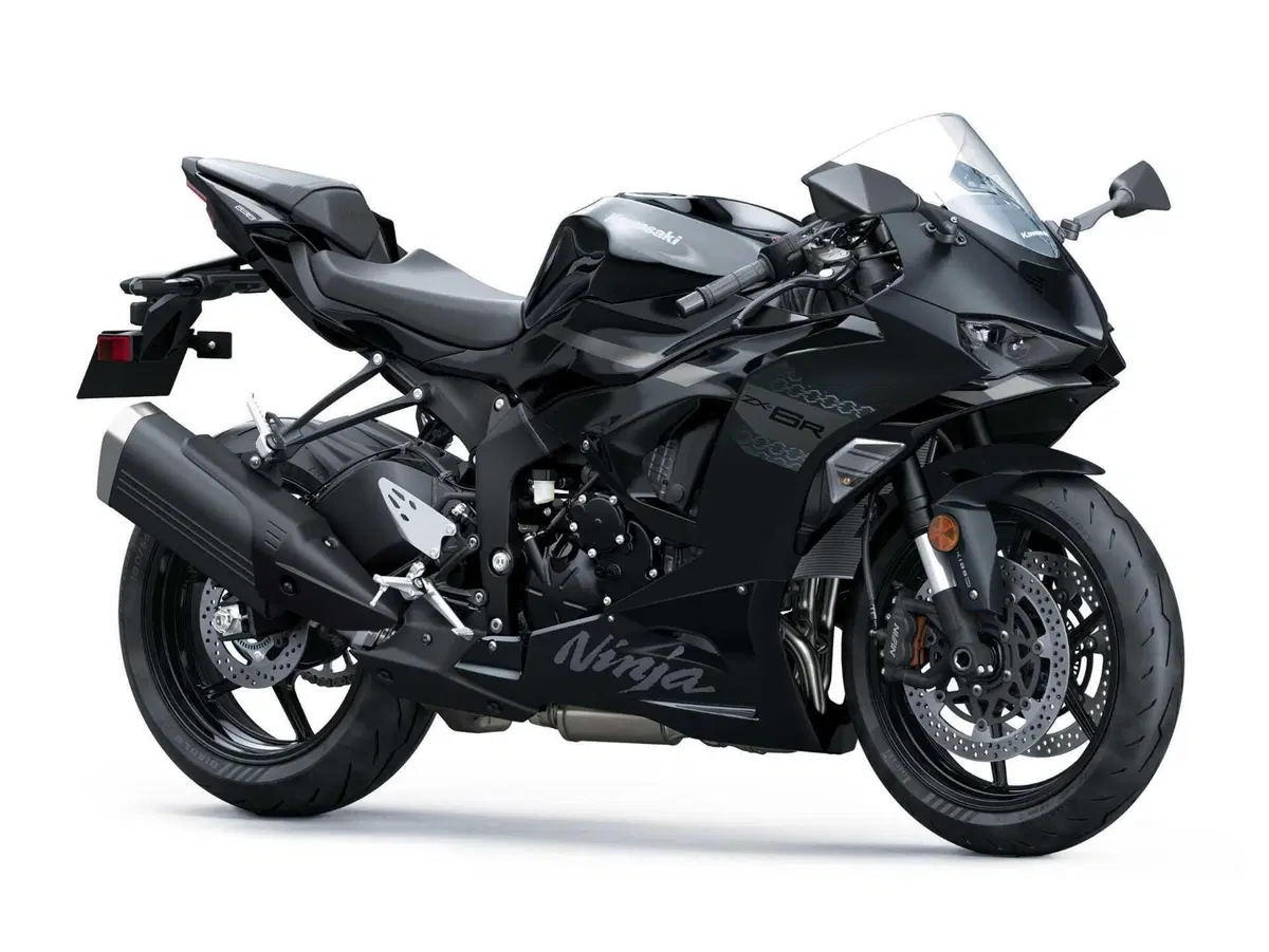 Kawasaki rifà il look per il 2027: tutte le nuove colorazioni [GALLERY] (32)