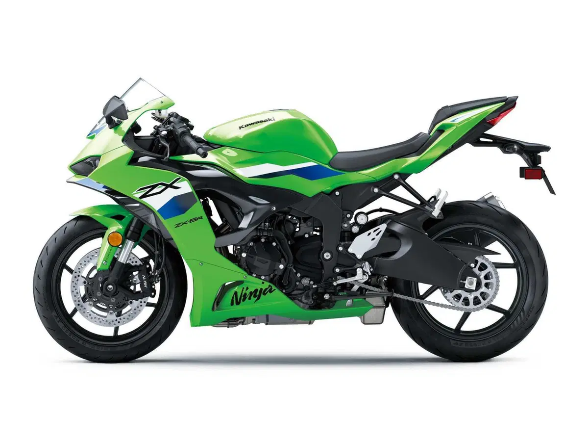 Kawasaki rifà il look per il 2027: tutte le nuove colorazioni [GALLERY] (28)