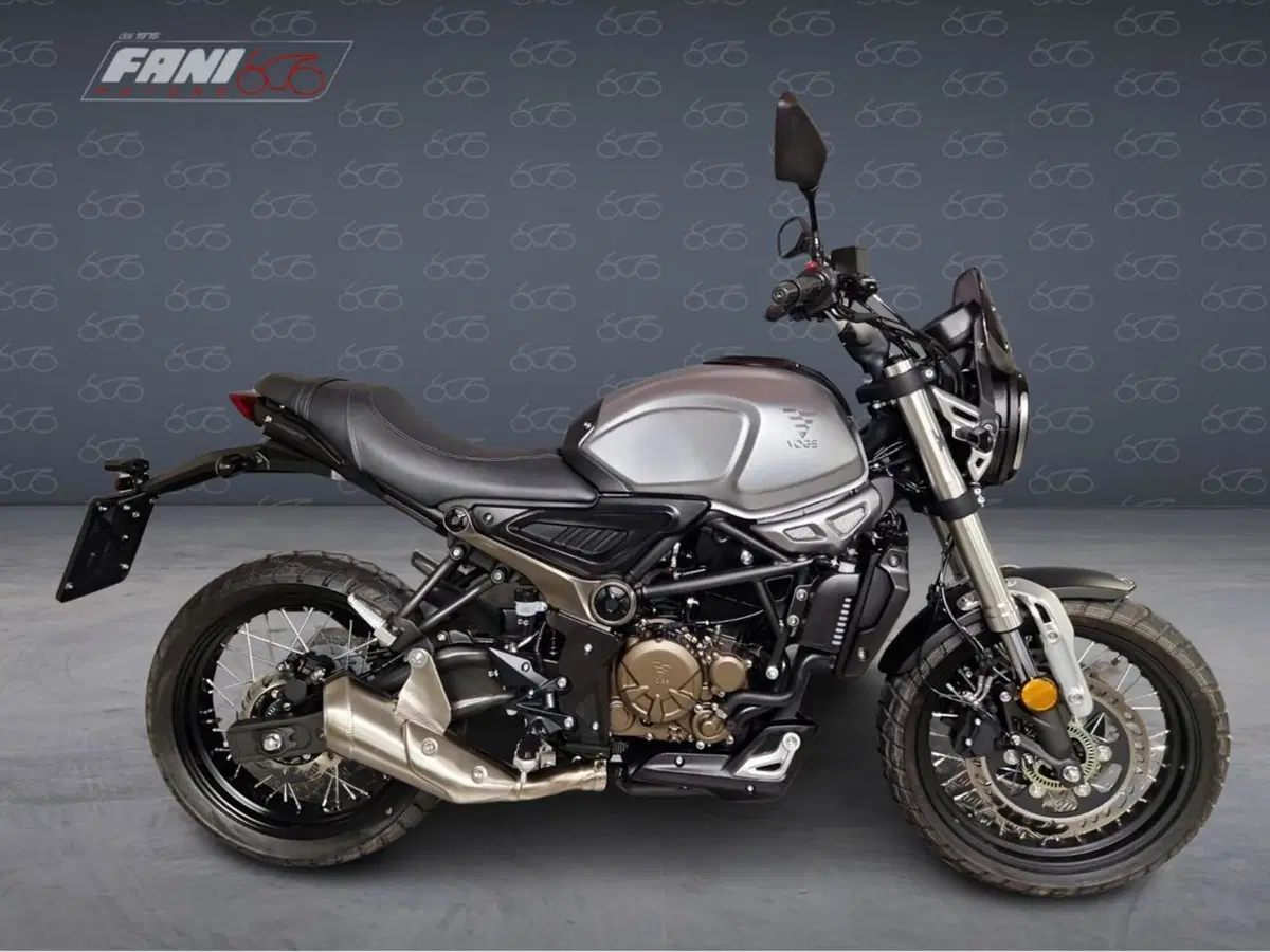 Voge Trofeo 300AC (2021 - 26)