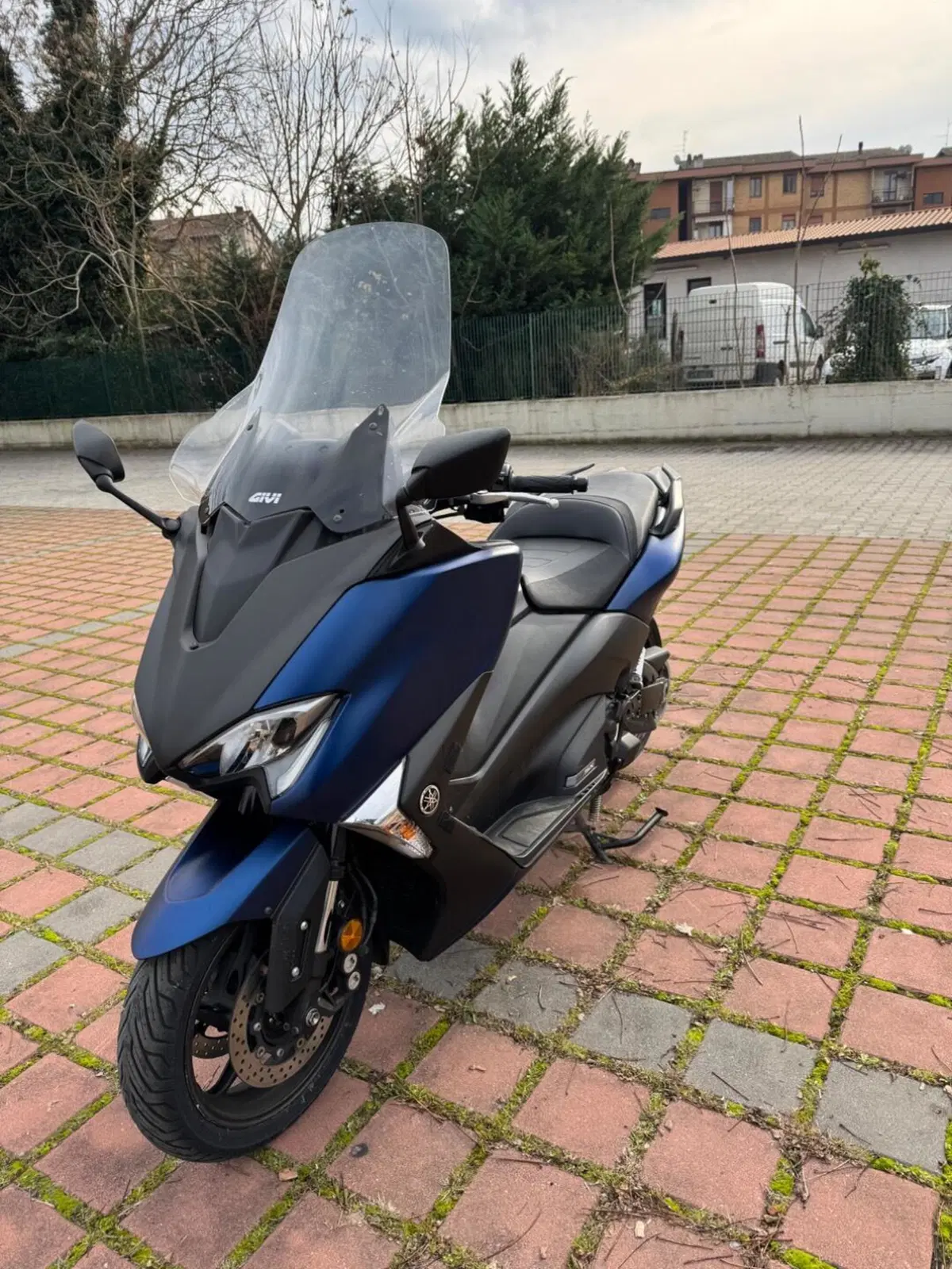 Yamaha T-Max 530 SX (2017 - 19) (2)