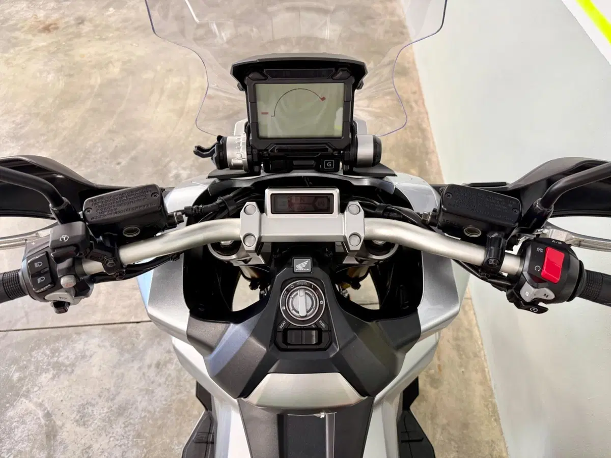 Honda X-ADV 750 (2018 - 20) (12)