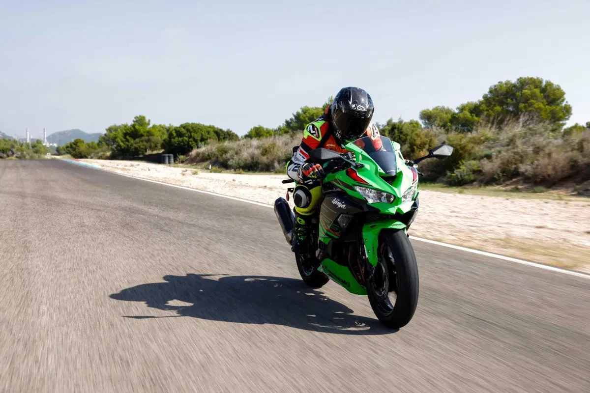 Kawasaki Ninja ZX-4RR TEST: a 15.000 giri tutto è più bello (27)