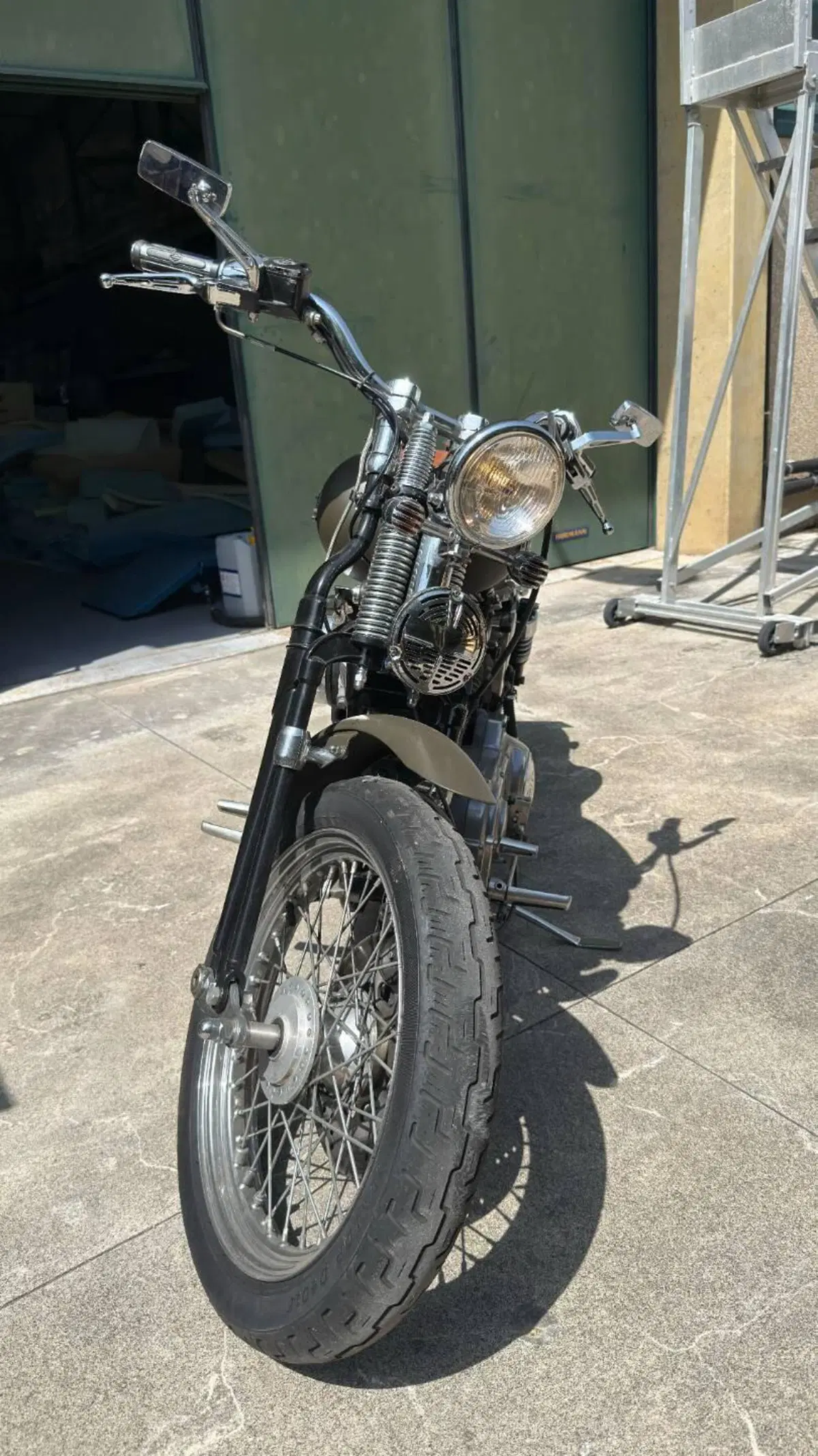 Harley-Davidson 883 Custom (1998 - 00) - XL 53C (3)
