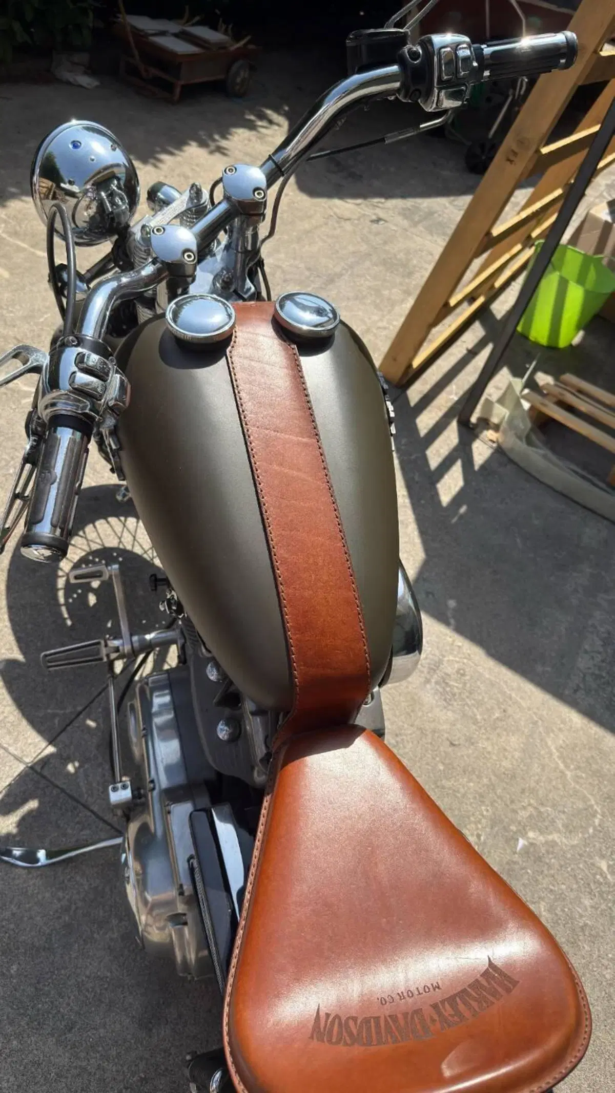 Harley-Davidson 883 Custom (1998 - 00) - XL 53C (4)