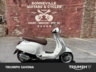 Vespa Primavera 50 (2021 - 23) usata
