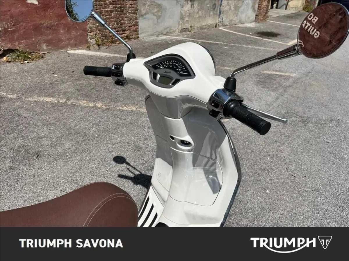 Vespa Primavera 50 (2021 - 23) (9)