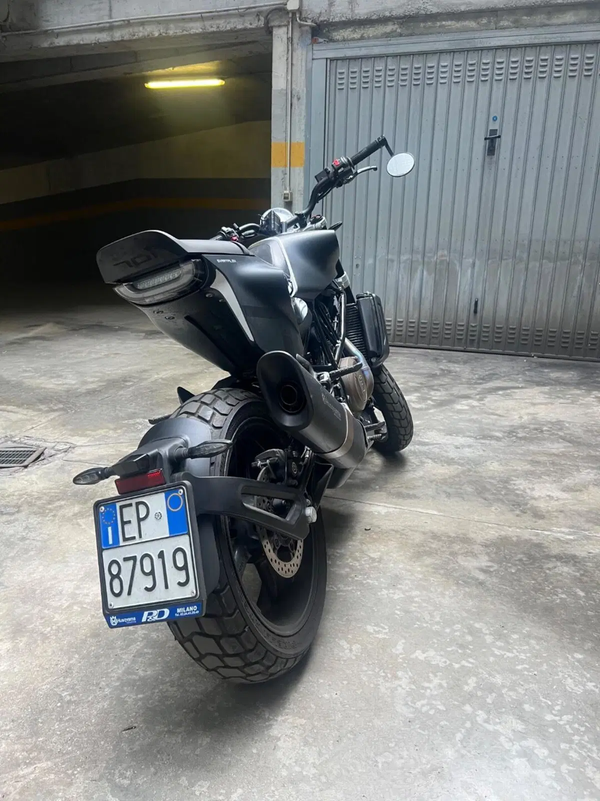 Husqvarna Svartpilen 701 (2019) (6)