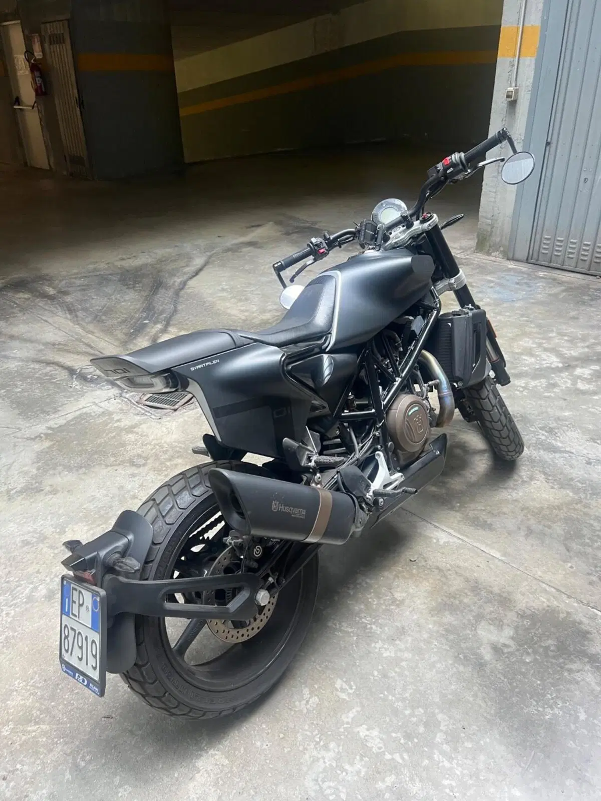 Husqvarna Svartpilen 701 (2019) (11)