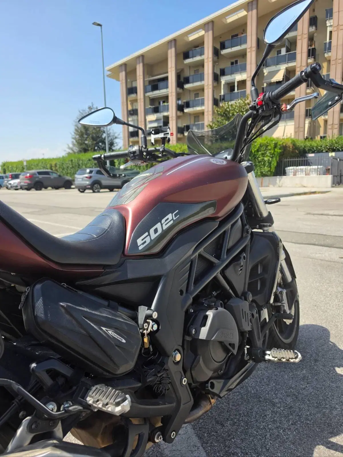 Benelli 502 C (2021 - 25) (3)