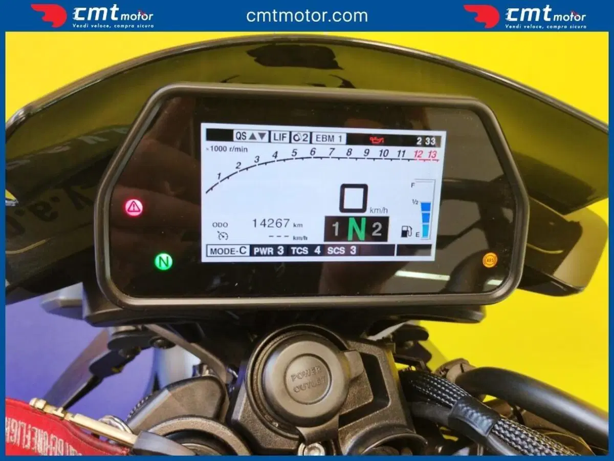 Yamaha MT-10 (2022 - 26) (7)
