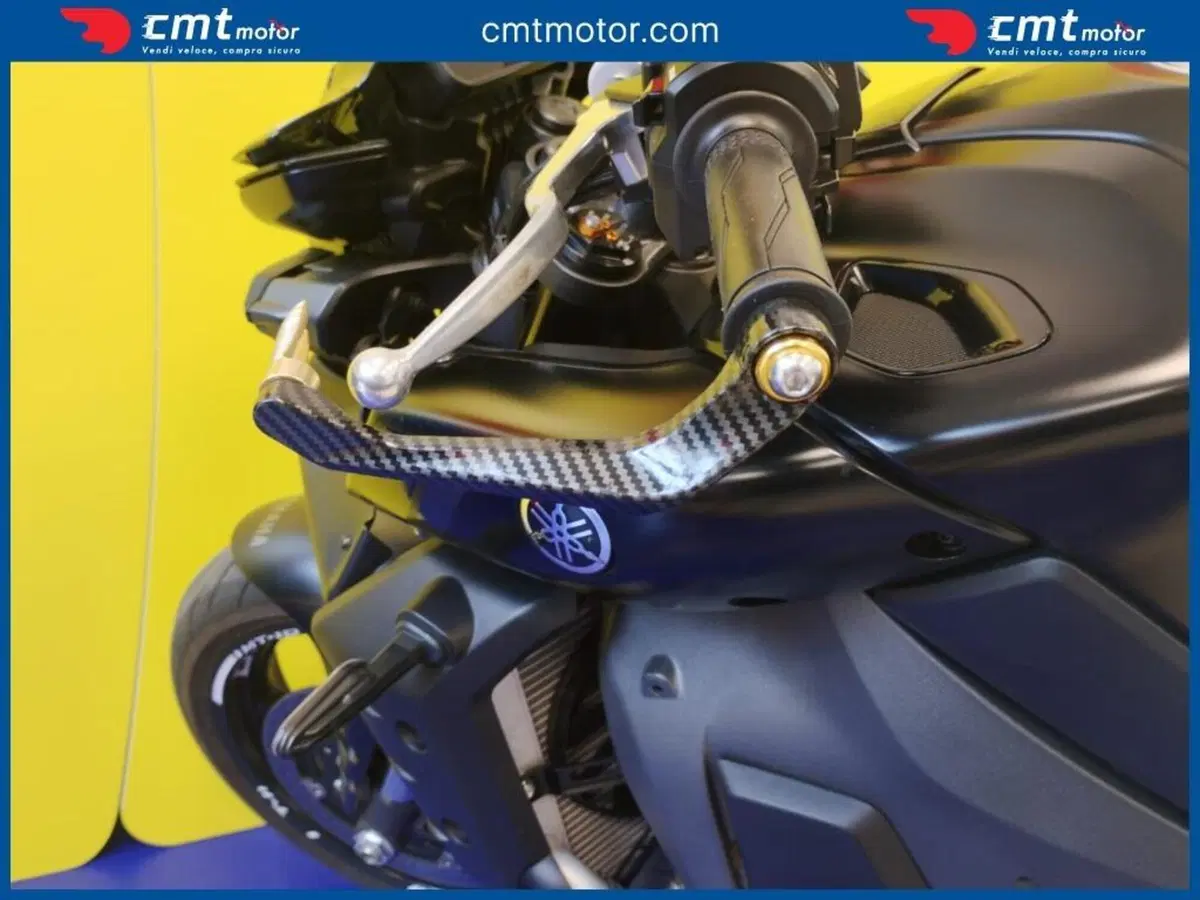 Yamaha MT-10 (2022 - 26) (11)
