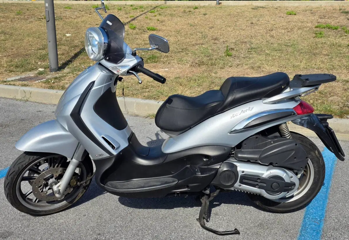 Piaggio Beverly 500 (2)