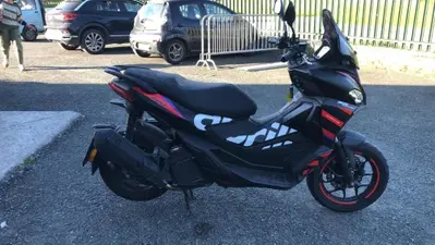 Aprilia SR GT 200 Replica (2024 - 25) usata