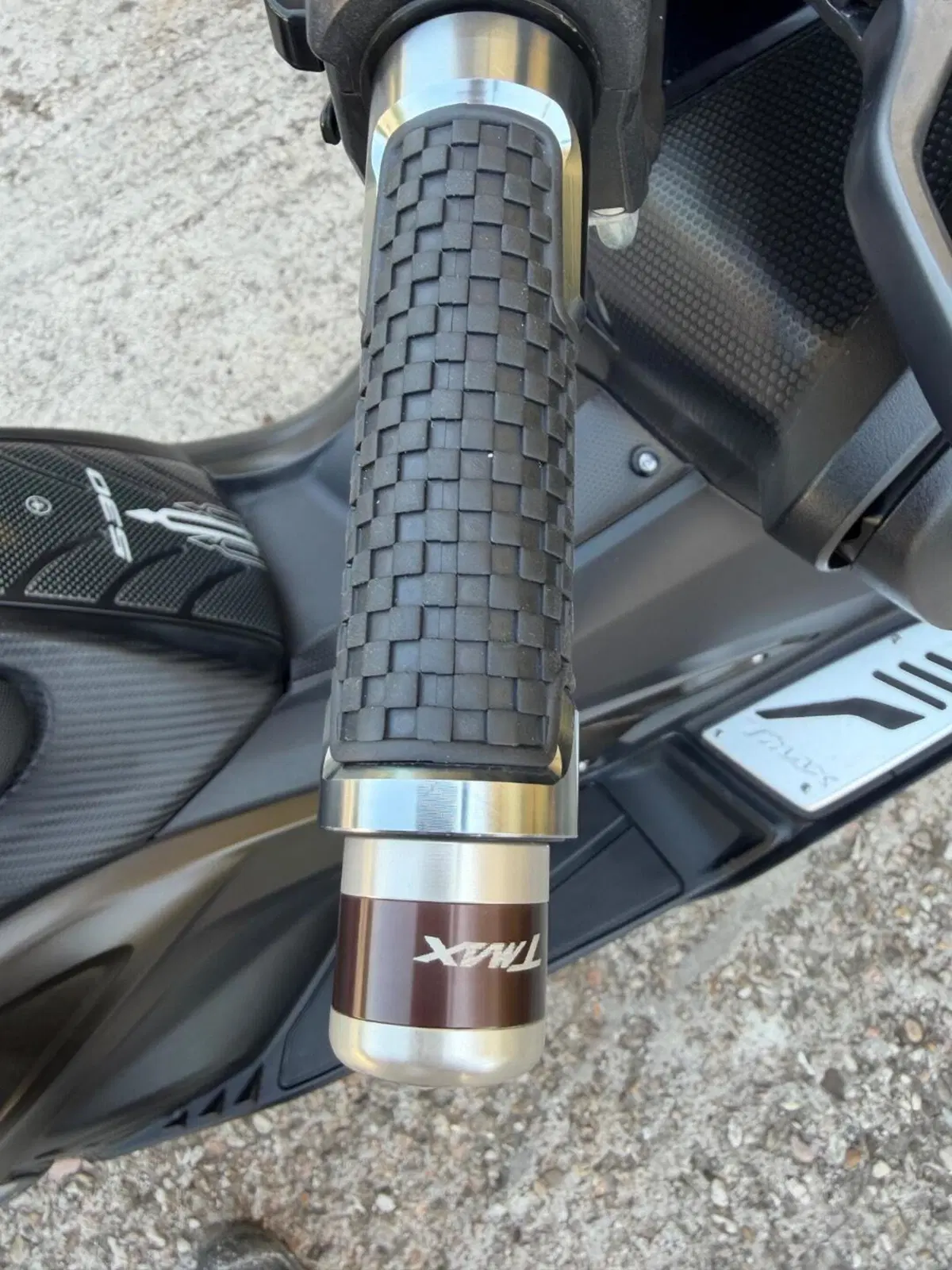 Yamaha T-Max 530 (2012 - 14) (9)