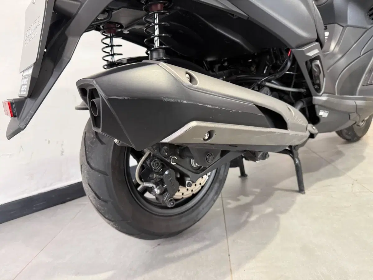 Kymco X-Town 300i City (2020) (9)