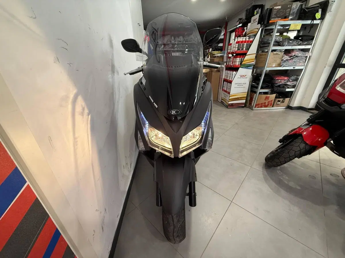 Kymco X-Town 300i City (2020) (3)