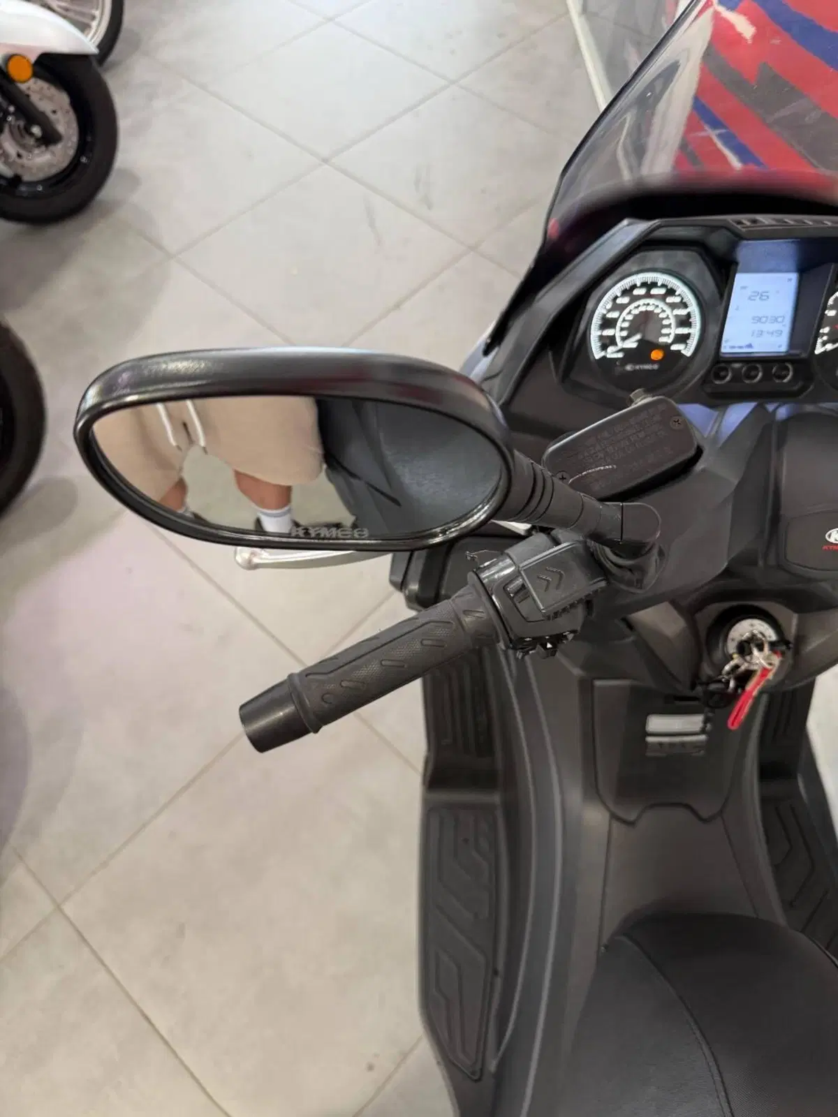 Kymco X-Town 300i City (2020) (13)