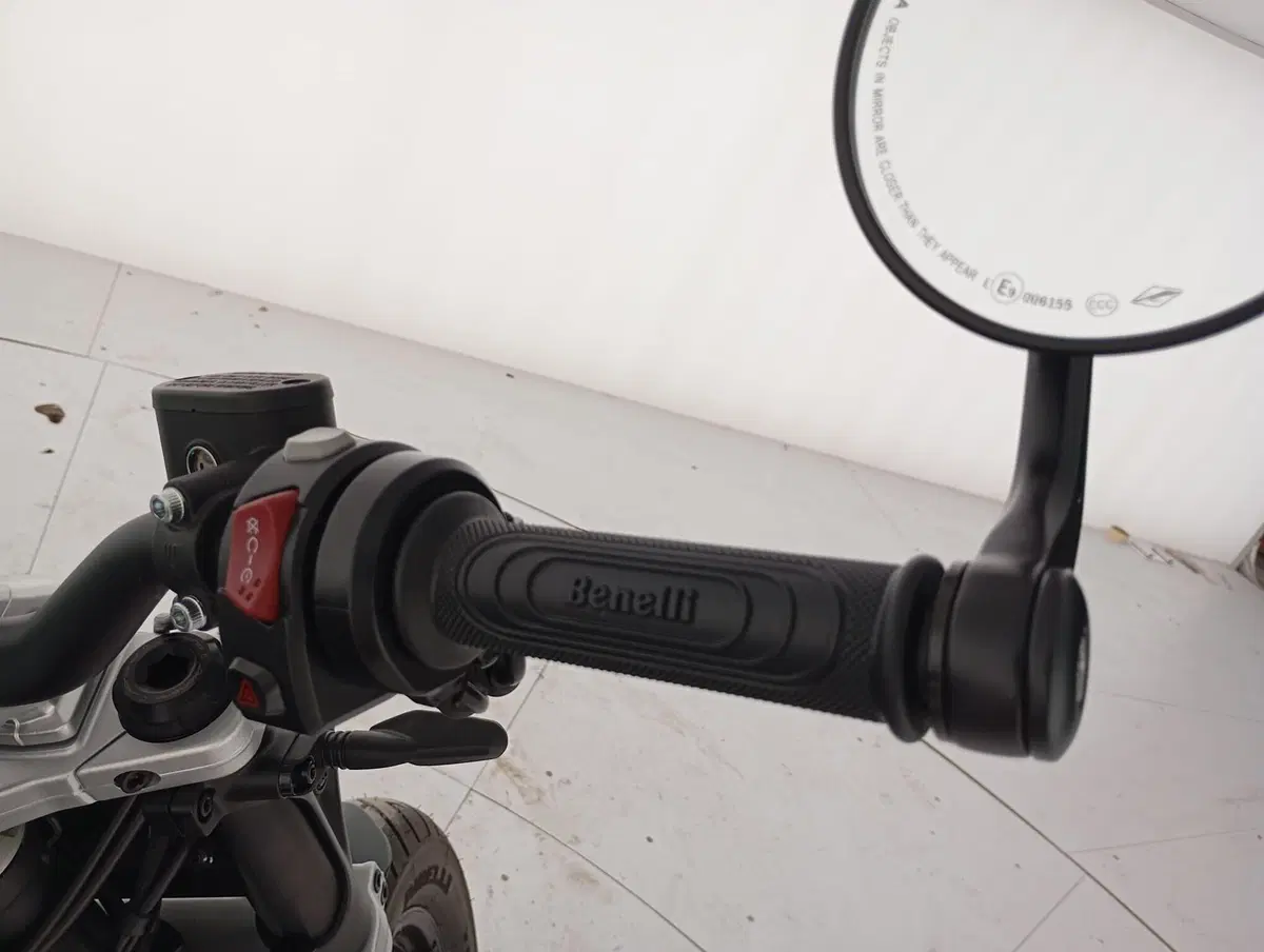 Benelli Leoncino 400 Bobber (2026) (11)