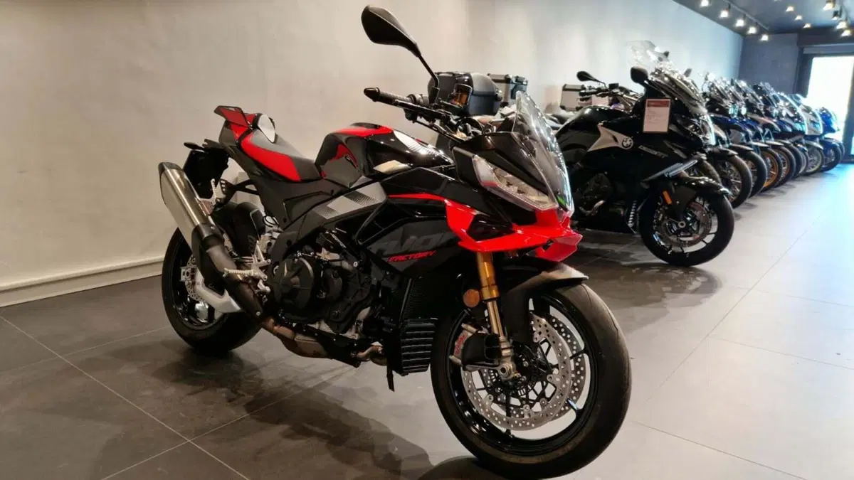 Aprilia Tuono V4 (2025 - 26) (5)