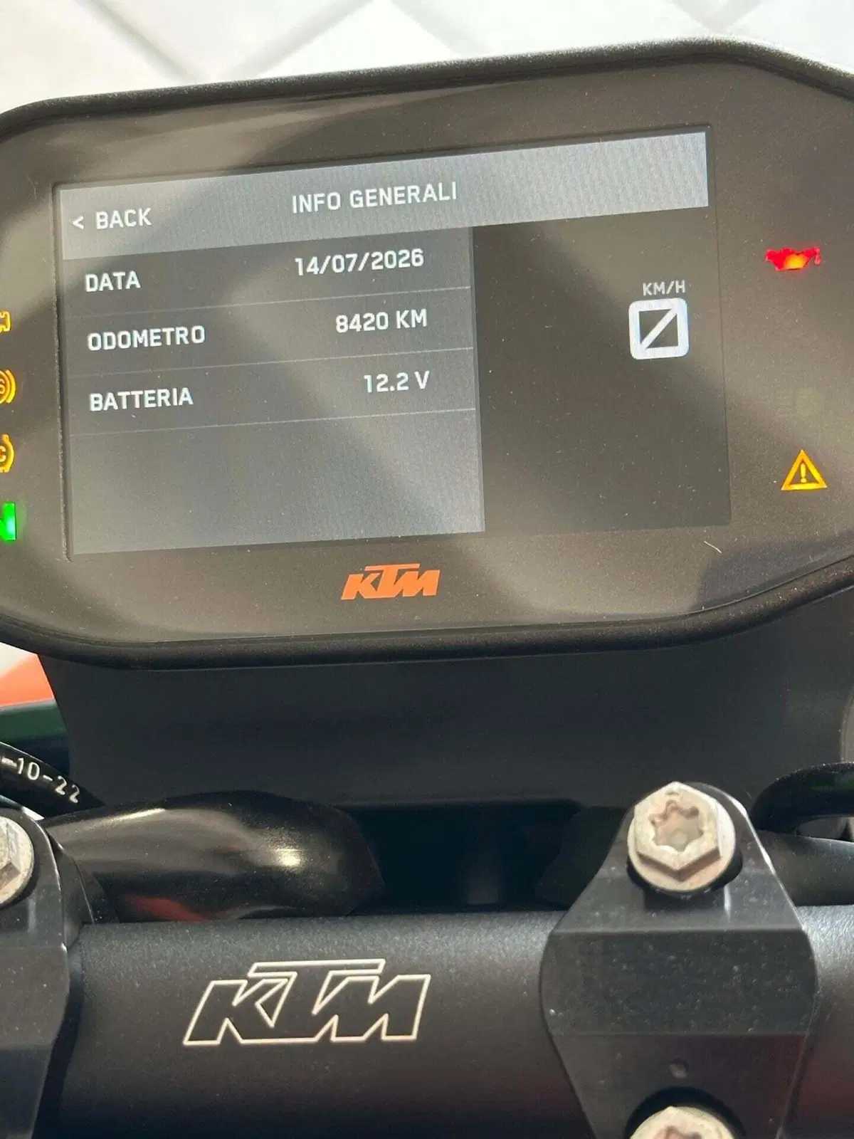 KTM 890 Duke R (2022 - 23) (6)