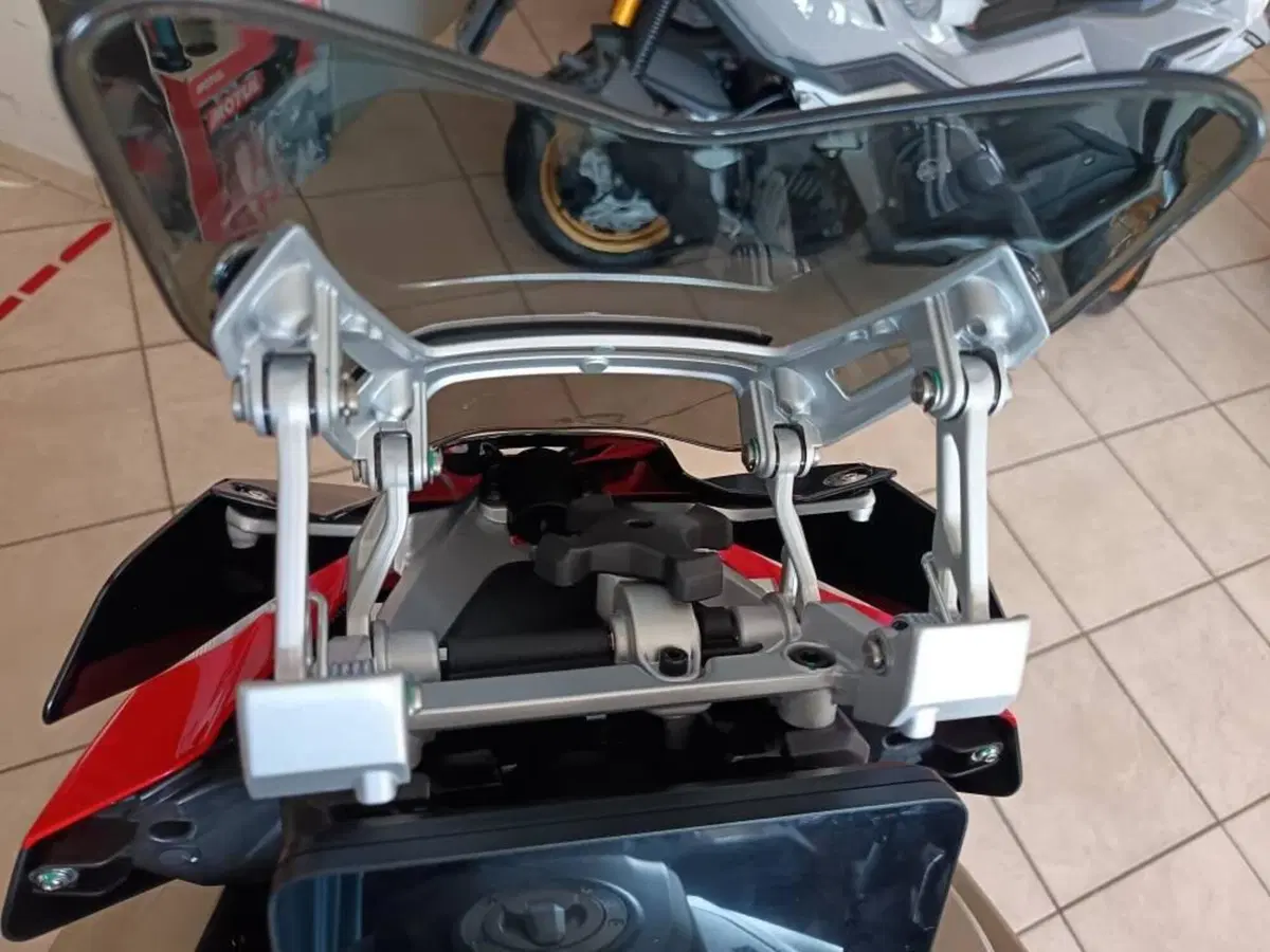 Benelli TRK 902 Xplorer (2026) (14)