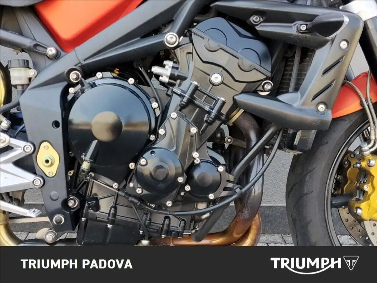 Triumph Street Triple R (2009 - 12) (3)
