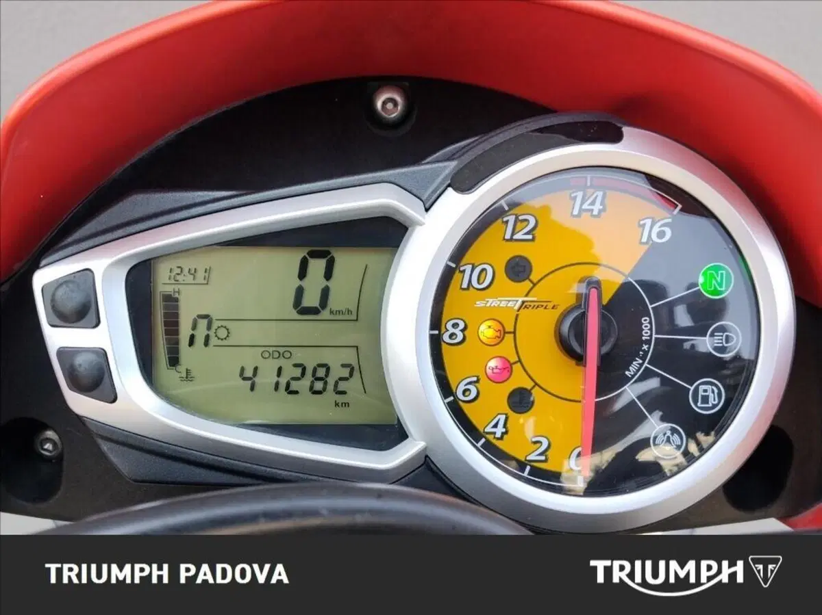Triumph Street Triple R (2009 - 12) (13)