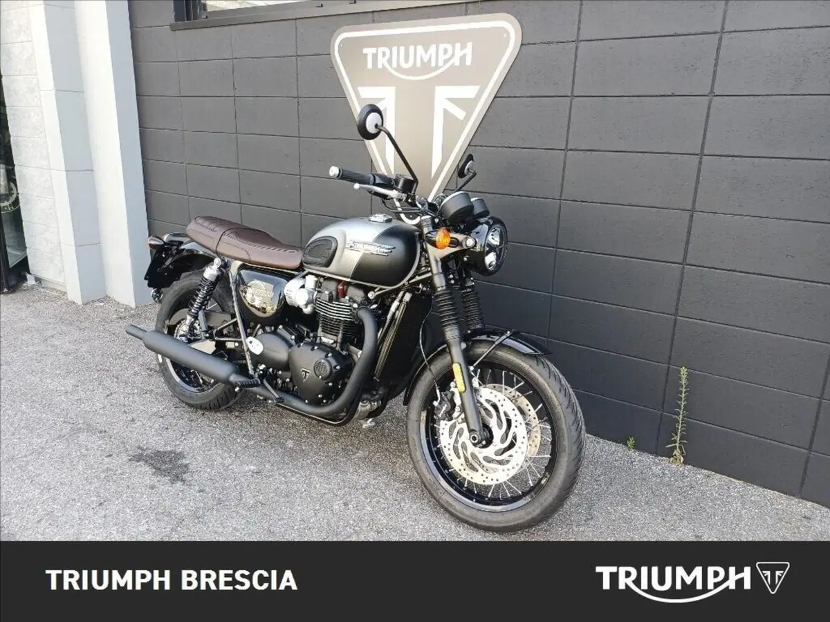 Triumph Bonneville T120 Black (2026) (2)