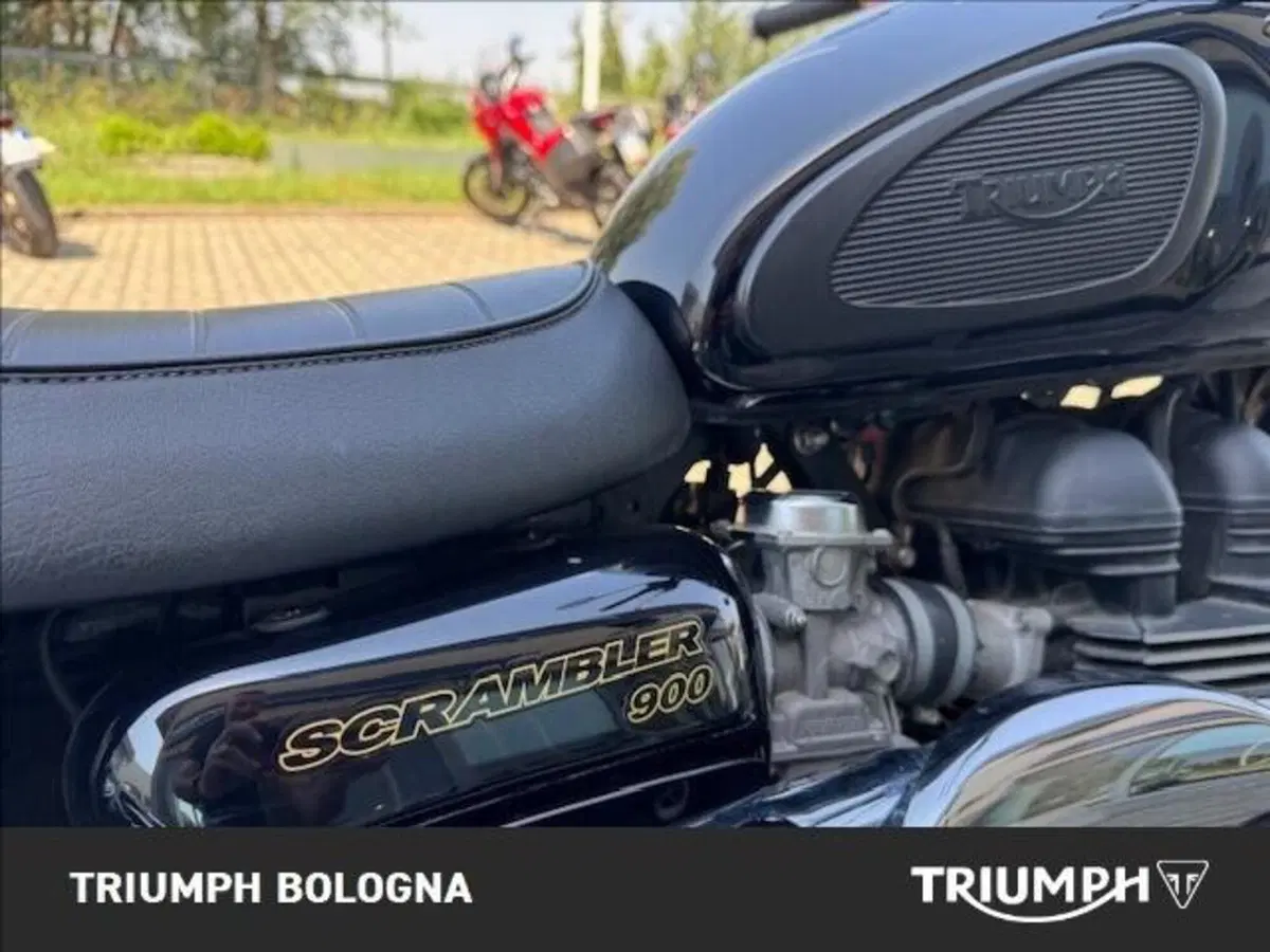Triumph Scrambler (2006 - 17) (3)