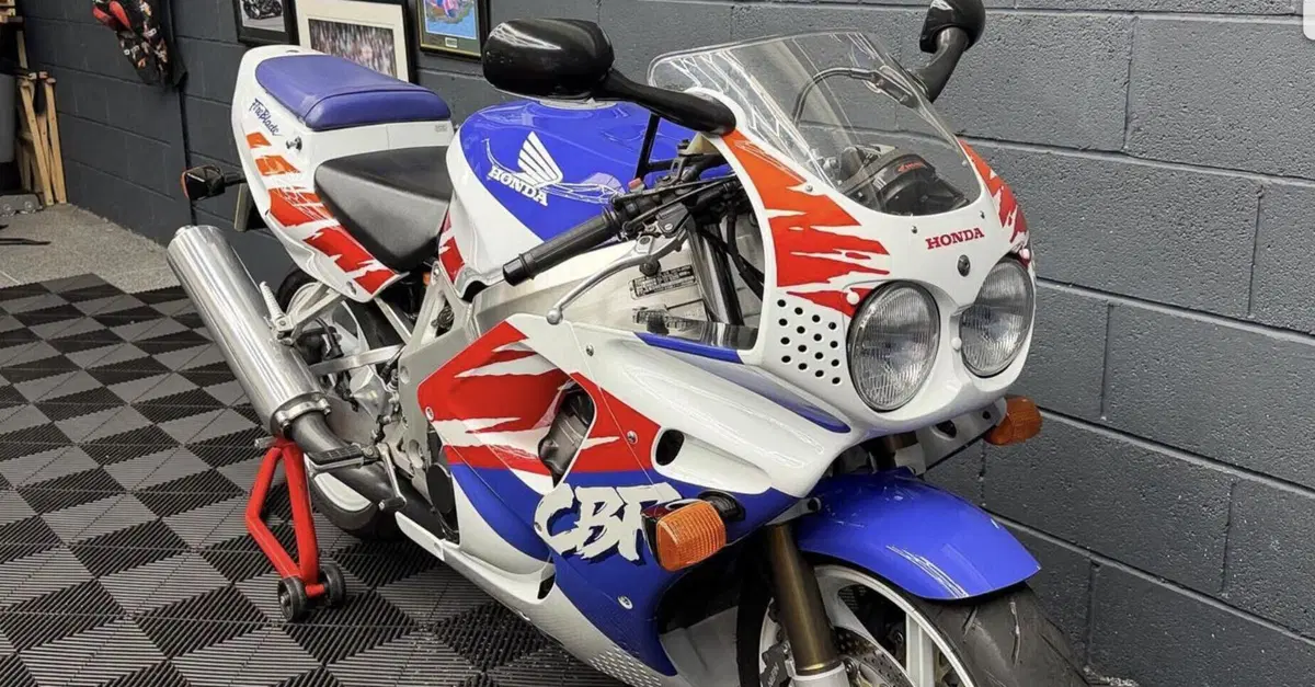 All'asta la Honda Fireblade di James May: il lato "veloce" di Captain Slow