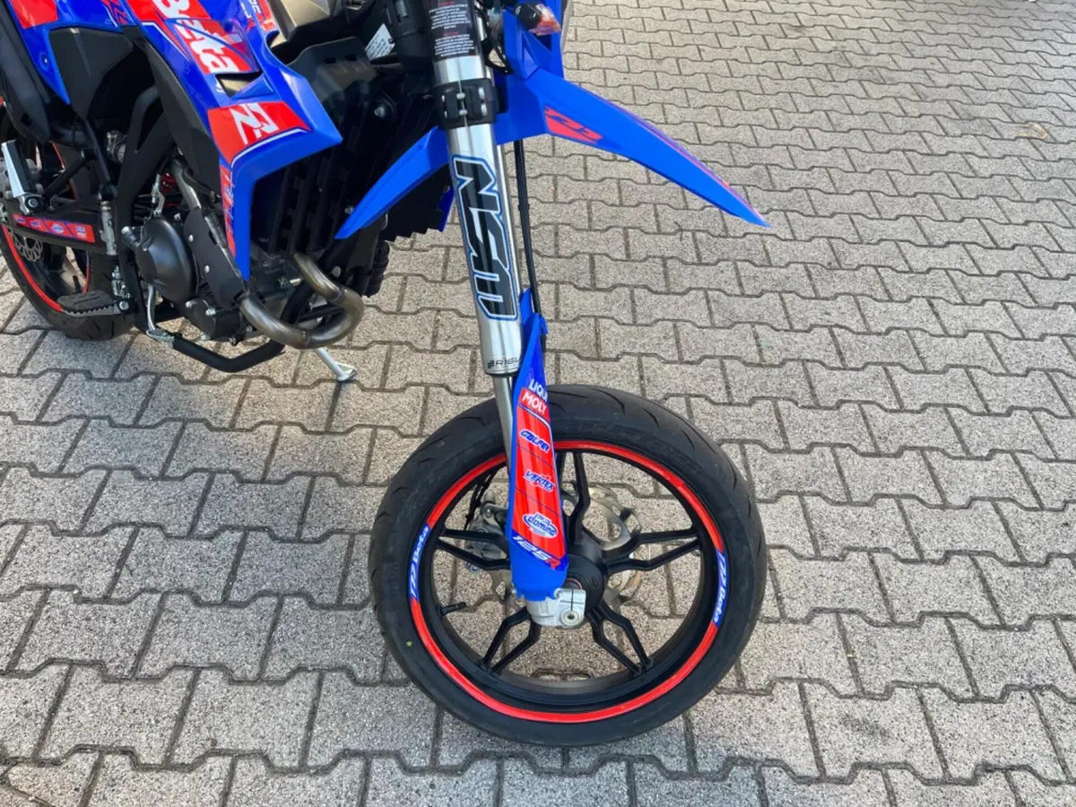 Betamotor RR 125 4T Motard T (2025 - 26) (7)