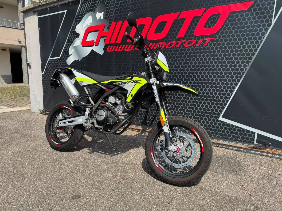 Fantic Motor XMF 125 Motard Competition 4t (2021 - 22) (3)