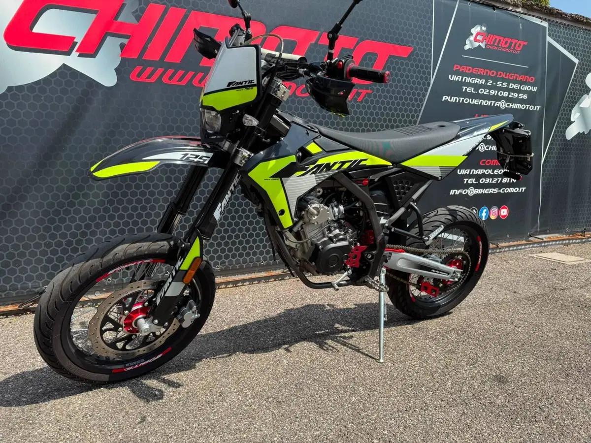 Fantic Motor XMF 125 Motard Competition 4t (2021 - 22) (4)