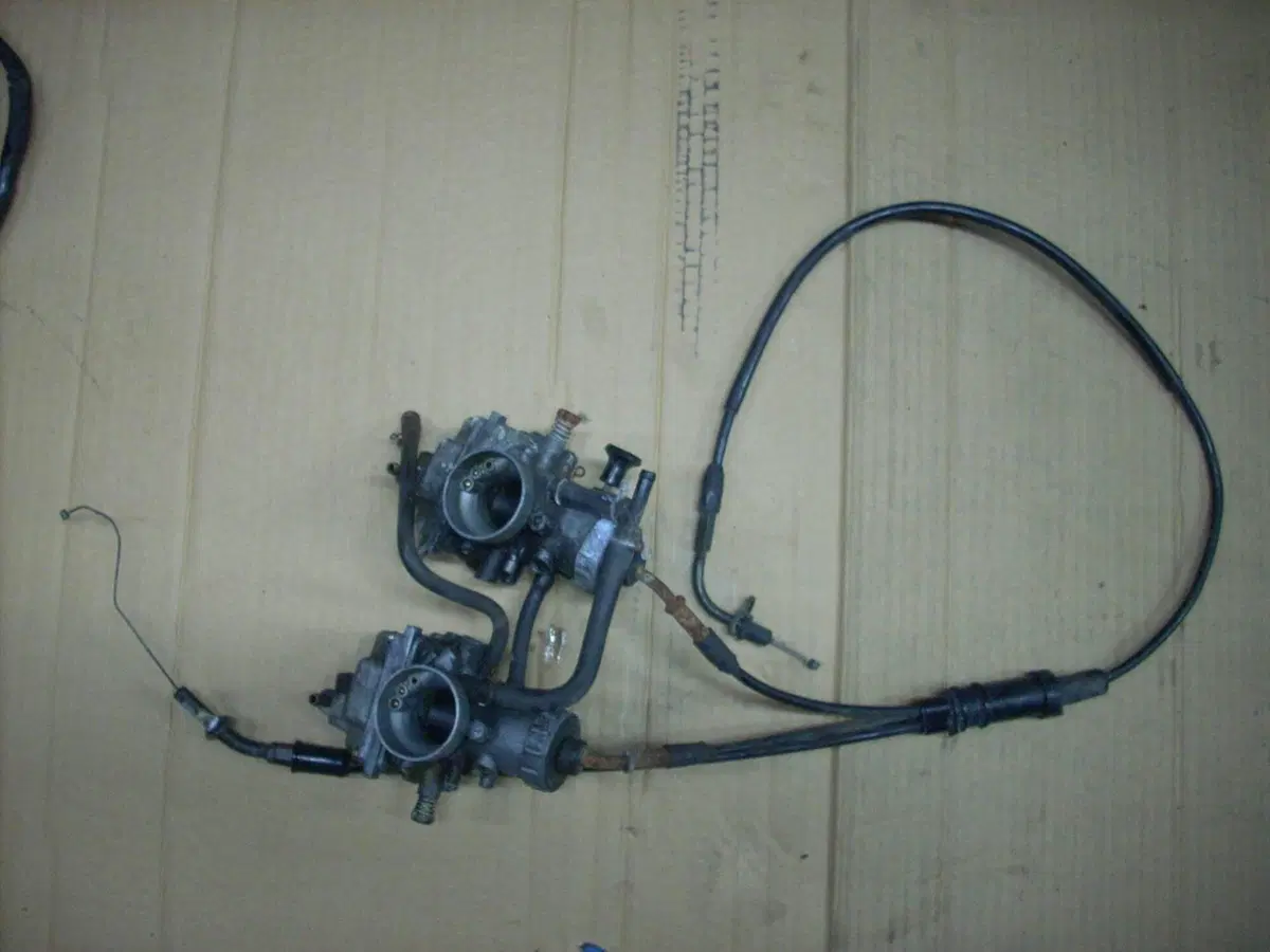 Ricambi Usati Originali Yamaha RD 350 Disponibili (2)