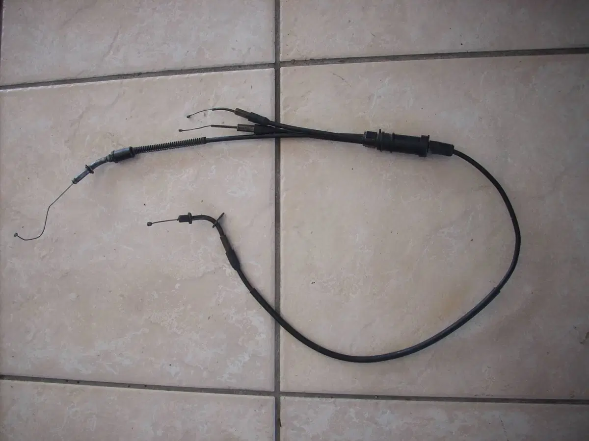 Ricambi Usati Originali Yamaha RD 350 Disponibili (6)