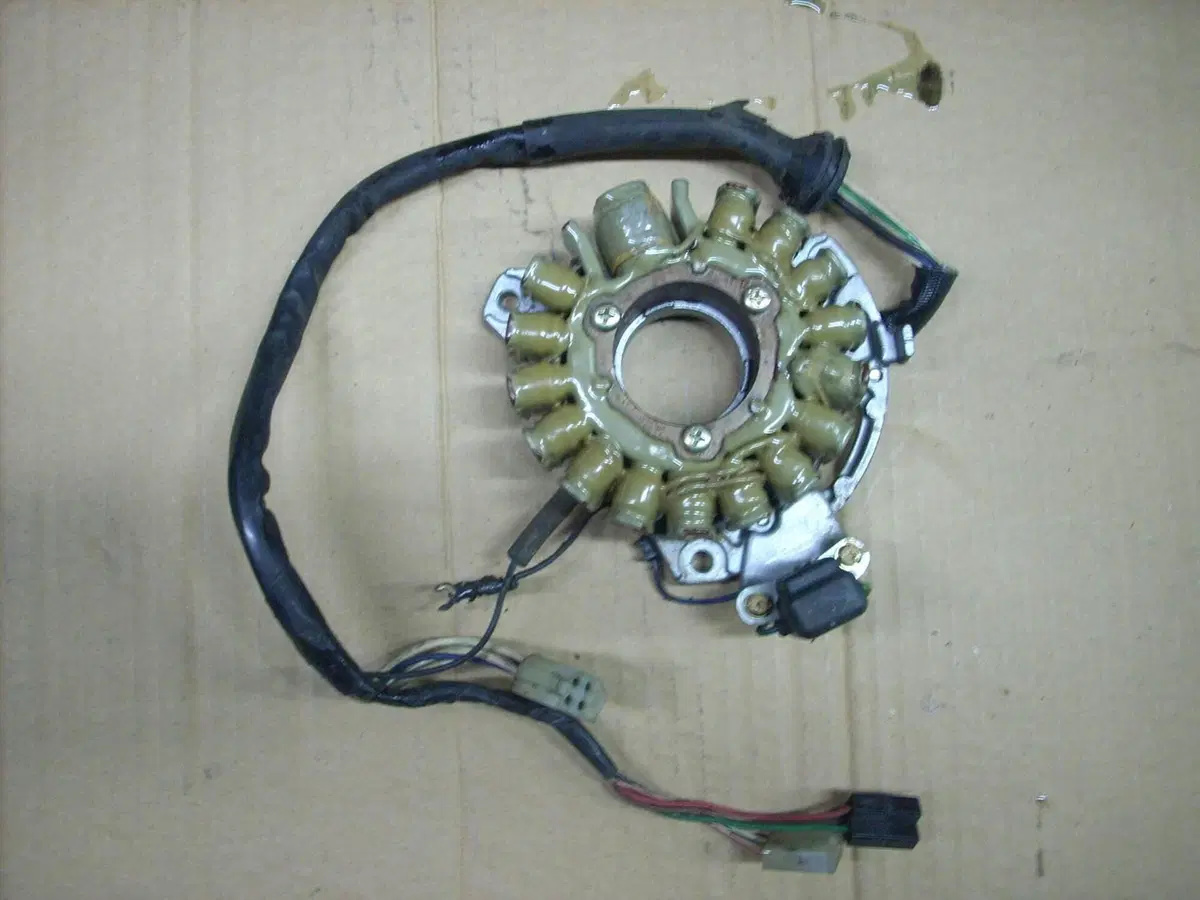 Ricambi Usati Originali Yamaha RD 350 Disponibili (14)