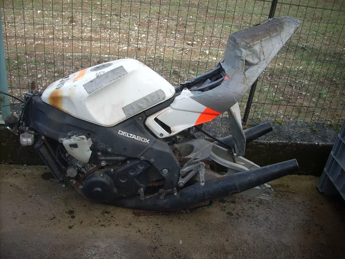 Ricambi Usati Originali Yamaha RD 350 Disponibili (19)