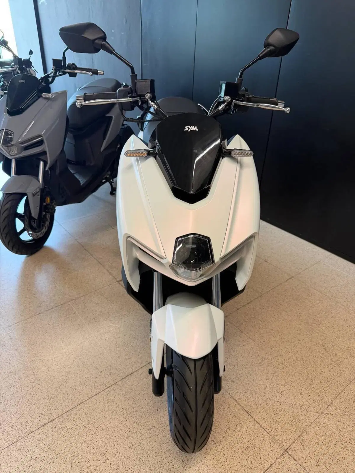 Sym MMBCU 125 (2025 - 26) (3)