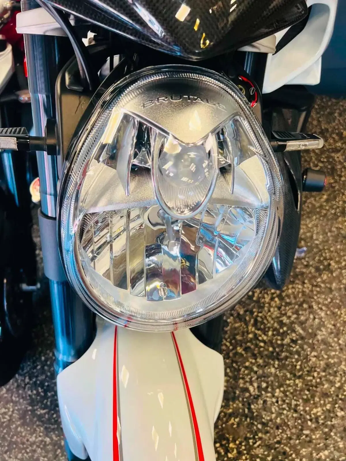 MV Agusta Brutale 1090 RR (2009 - 15) (3)