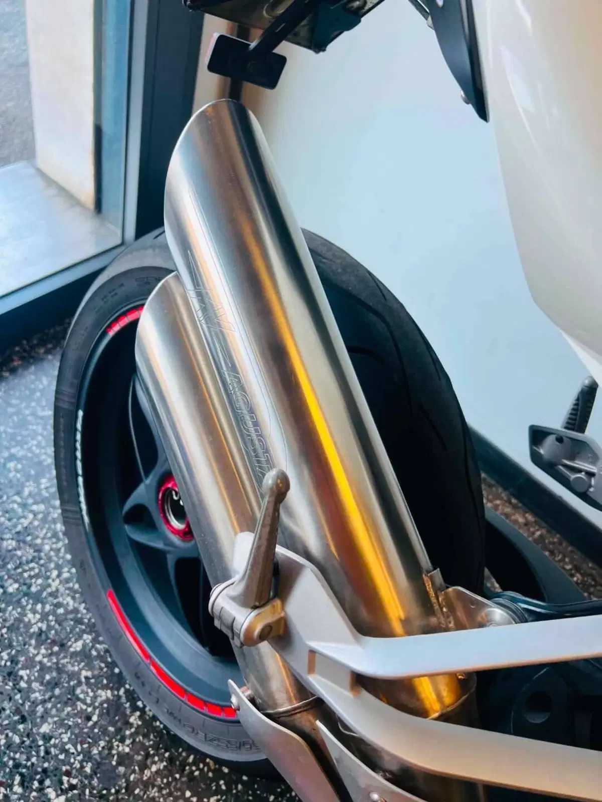 MV Agusta Brutale 1090 RR (2009 - 15) (13)