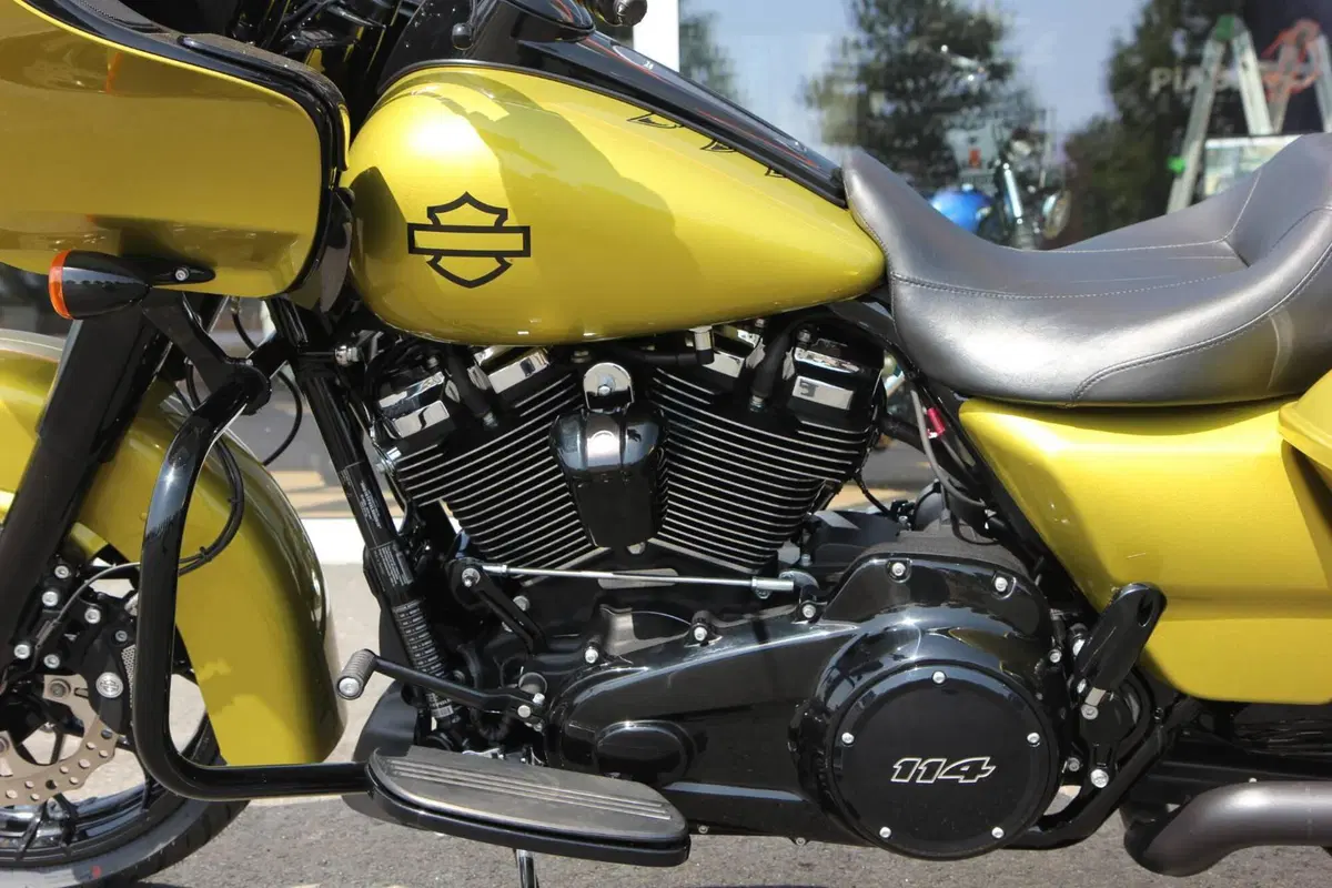 Harley-Davidson 114 Road Glide Special (2019 - 20) - FLTRXS (14)