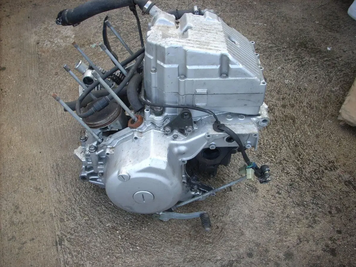 Ricambi Usati Originali Yamaha TDM 850 (11)