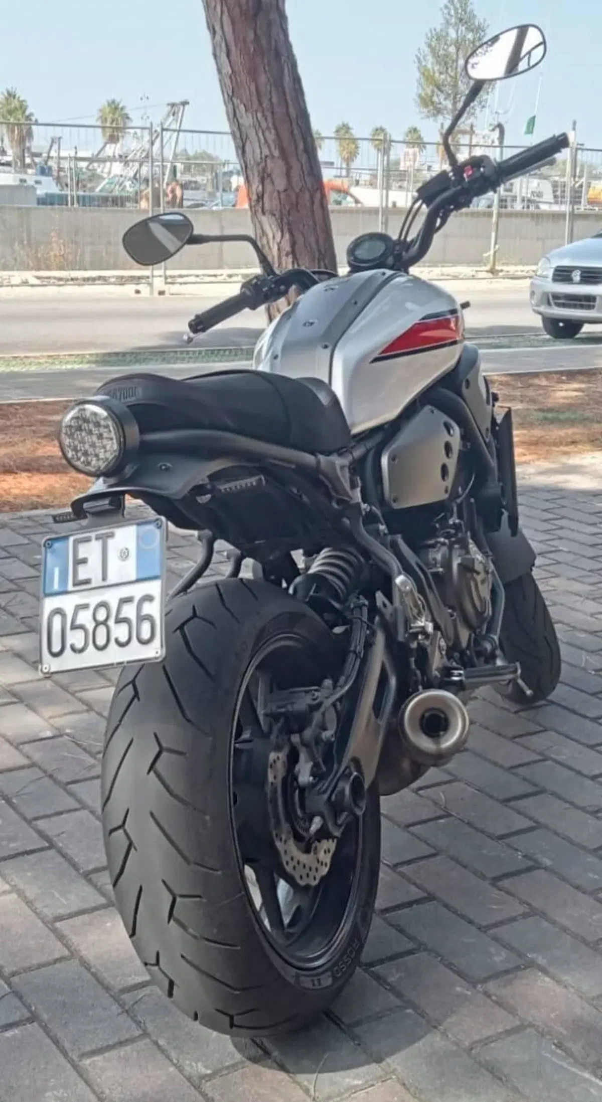 Yamaha XSR 700 ABS (2016 - 20) (4)