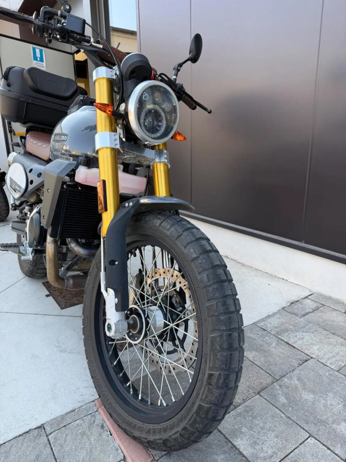 Fantic Motor Caballero 500 Scrambler Deluxe (2021 - 23) (5)