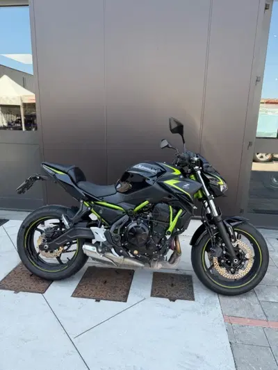Kawasaki Z 650 (2021 - 24) usata