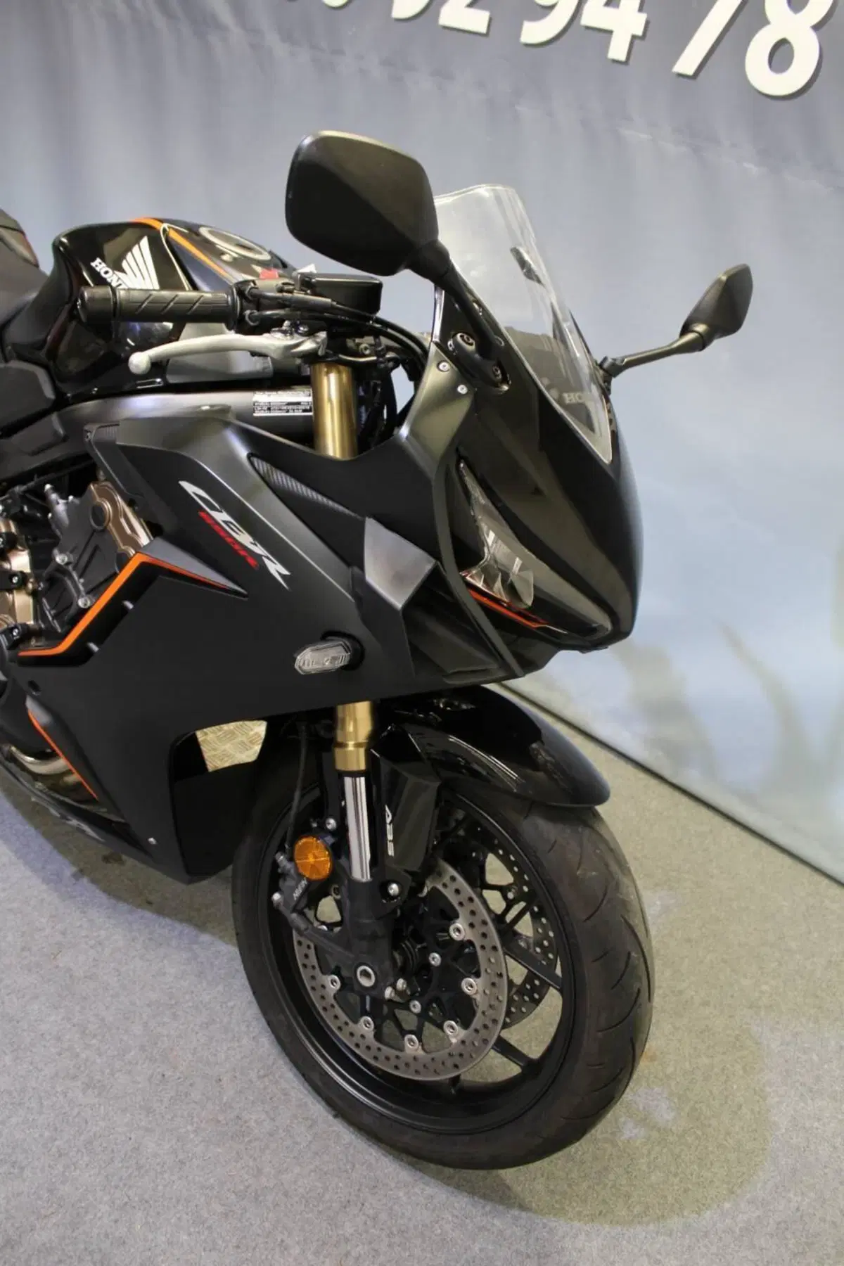 Honda CBR 650 R (2021 - 23) (8)