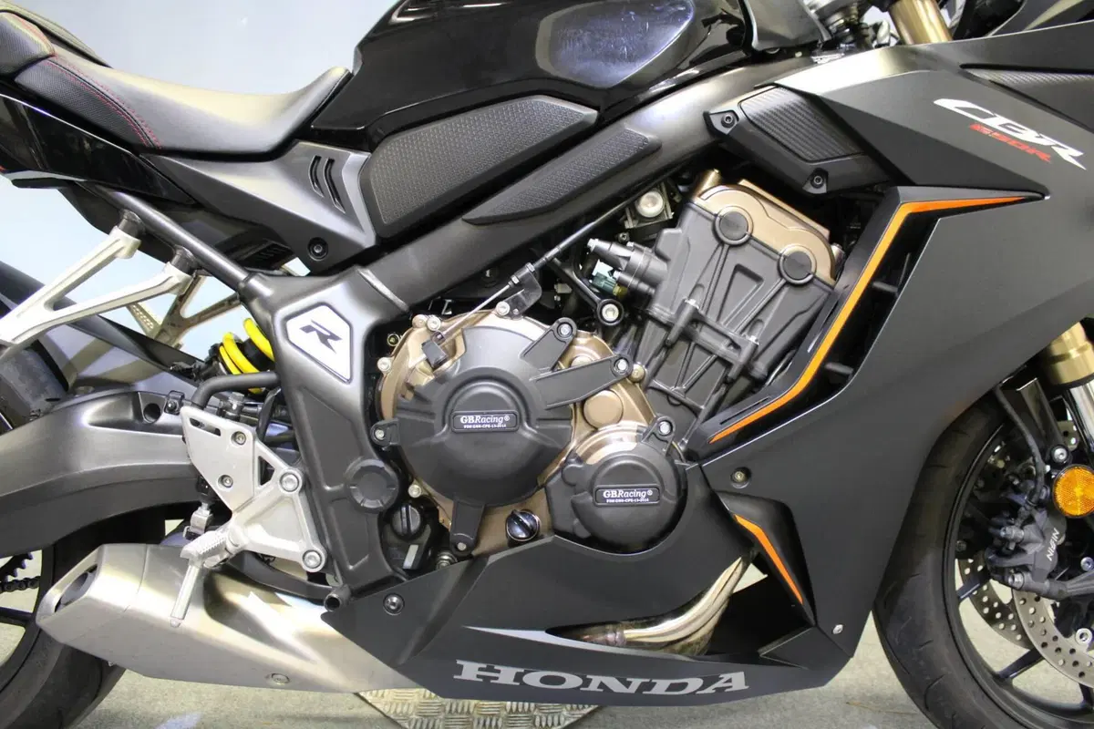 Honda CBR 650 R (2021 - 23) (9)