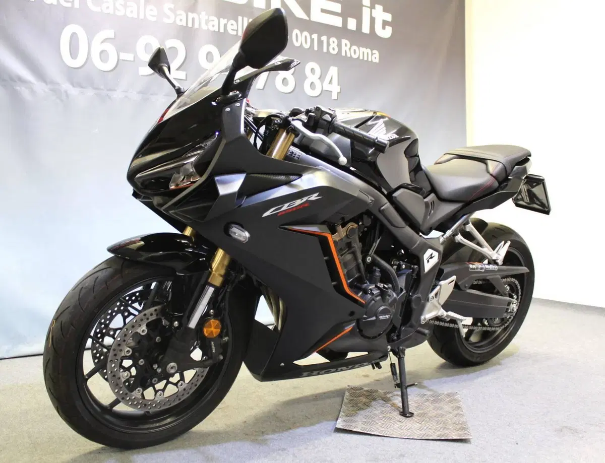 Honda CBR 650 R (2021 - 23) (12)